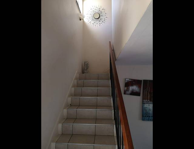 2 BEDROOM APARTMENT TO LET IN CLARENDON